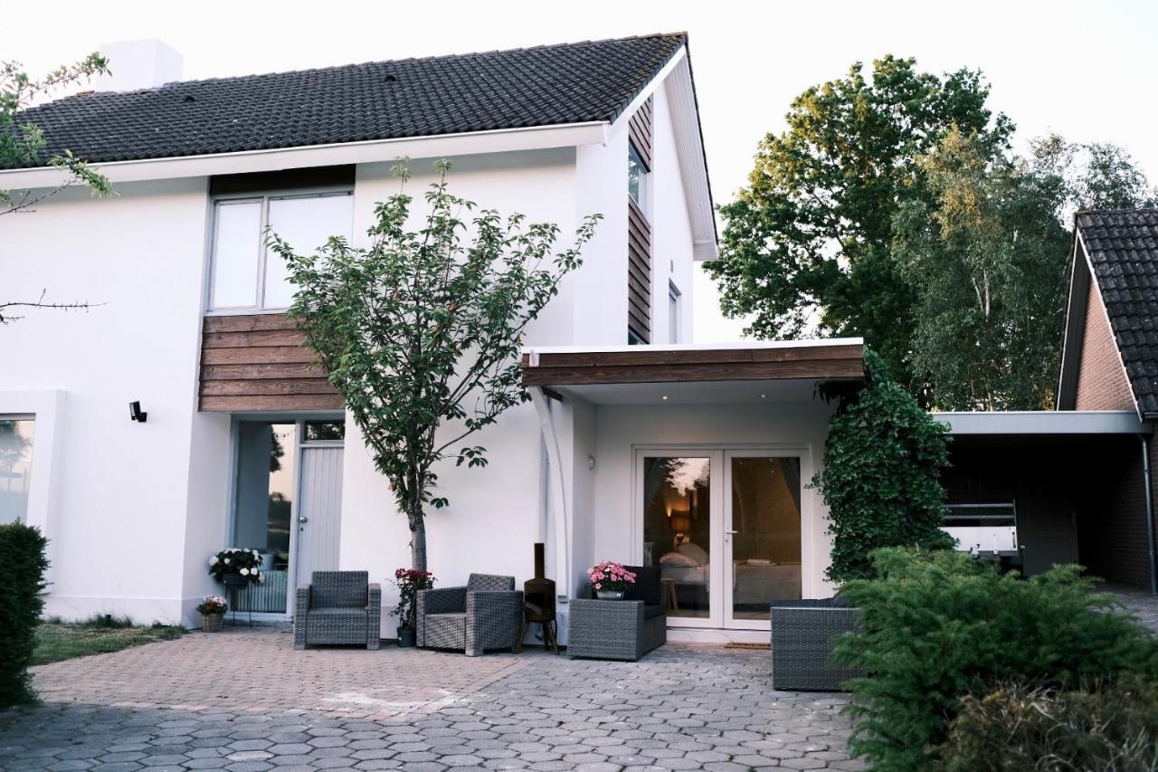 Studio Macharen Apartment